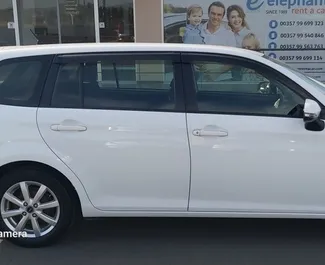 Wynajem samochodu Toyota Corolla Fielder nr 5026 (Automatyczna) na lotnisku w Pafos, z silnikiem 1,6l. Benzyna ➤ Bezpośrednio od Charalambos na Cyprze.