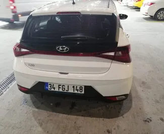 Wynajmij Hyundai i20 2021 w Turcji. Paliwo: Benzyna. Moc: 100 KM ➤ Koszt od 30 USD za dobę.