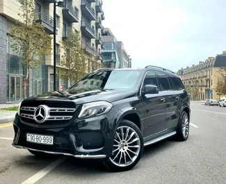 Wynajmij Mercedes-Benz GLS-Class 2019 w Azerbejdżanie. Paliwo: Diesel. Moc:  KM ➤ Koszt od 240 AZN za dobę.