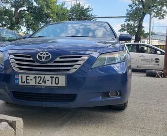 Toyota Camry 2008 do wynajęcia w Tbilisi. Limit przebiegu nieograniczony.