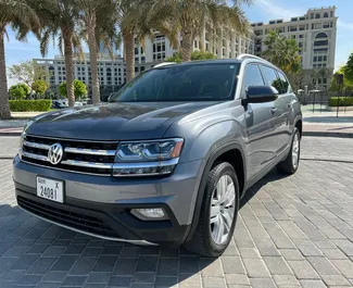 Wypożyczalnia Volkswagen Atlas w Dubaju, ZEA ✓ Nr 5122. ✓ Skrzynia Automatyczna ✓ Opinii: 1.