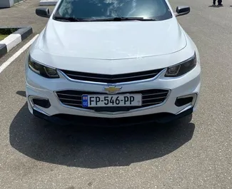 Wynajem samochodu Chevrolet Malibu nr 5424 (Automatyczna) w Kutaisi, z silnikiem 1,5l. Benzyna ➤ Bezpośrednio od Naili w Gruzji.