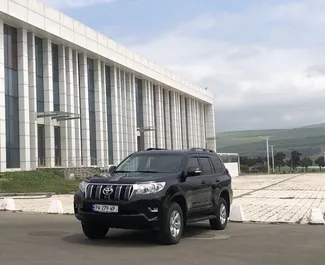 Wynajem samochodu Toyota Land Cruiser Prado nr 5476 (Automatyczna) w Tbilisi, z silnikiem 3,0l. Diesel ➤ Bezpośrednio od Giorgi w Gruzji.