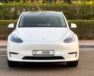 Wypożyczalnia Tesla Model Y – Long Range w Dubaju, ZEA ✓ Nr 5663. ✓ Skrzynia Automatyczna ✓ Opinii: 0.