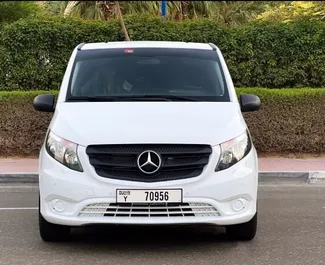 Wypożyczalnia Mercedes-Benz Vito w Dubaju, ZEA ✓ Nr 5645. ✓ Skrzynia Automatyczna ✓ Opinii: 0.