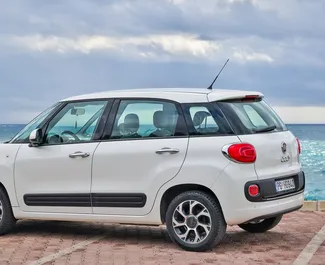 Wynajmij Fiat 500l 2018 w Czarnogórze. Paliwo: Benzyna. Moc: 100 KM ➤ Koszt od 23 EUR za dobę.