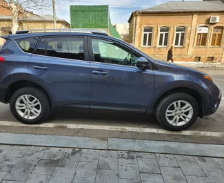 Wynajmij Toyota Rav4 2014 w Gruzji. Paliwo: Benzyna. Moc: 175 KM ➤ Koszt od 125 GEL za dobę.