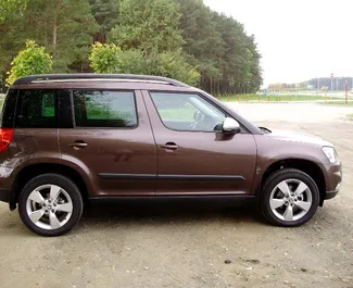 Wynajmij Skoda Yeti 2018 na Białorusi. Paliwo: Benzyna. Moc: 110 KM ➤ Koszt od 40 USD za dobę.