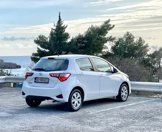 Wynajem samochodu Toyota Yaris nr 6278 (Automatyczna) w Budvie, z silnikiem 1,5l. Benzyna ➤ Bezpośrednio od Luka w Czarnogórze.