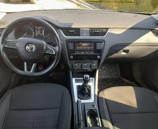 Skoda Octavia 2018 do wynajęcia w Tiranie. Limit przebiegu nieograniczony.