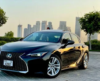 Wypożyczalnia Lexus IS300 w Dubaju, ZEA ✓ Nr 6152. ✓ Skrzynia Automatyczna ✓ Opinii: 0.