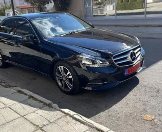 Wynajem samochodu Mercedes-Benz E-Class nr 5922 (Automatyczna) w Limassol, z silnikiem 2,2l. Diesel ➤ Bezpośrednio od Aleksandr na Cyprze.