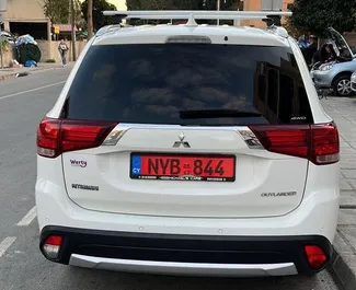 Silnik Diesel 1,8 l – Wynajmij Mitsubishi Outlander w Limassol.