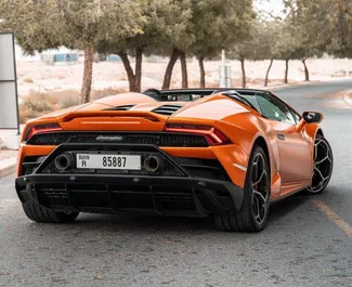 Wynajmij Lamborghini Huracan Evo Cabrio 2022 w ZEA. Paliwo: Benzyna. Moc: 630 KM ➤ Koszt od 2900 AED za dobę.