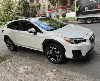 Wnętrze Subaru Crosstrek do wynajęcia w Gruzji. Doskonały samochód 5-osobowy. ✓ Skrzynia Automatyczna.