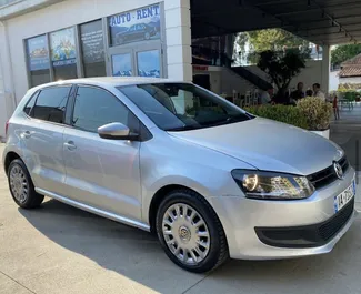 Wypożyczalnia Volkswagen Polo w Tiranie, Albania ✓ Nr 6425. ✓ Skrzynia Manualna ✓ Opinii: 4.