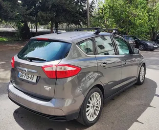 Wynajmij Ford C-Max 2014 w Gruzji. Paliwo: Hybryda. Moc: 188 KM ➤ Koszt od 69 GEL za dobę.