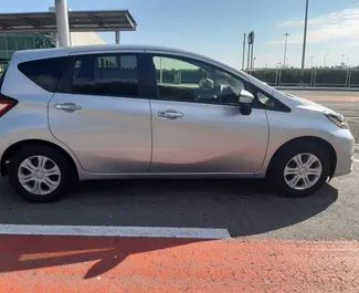 Nissan Note – samochód kategorii Ekonomiczny, Komfort na wynajem na Cyprze ✓ Depozyt 600 EUR ✓ Ubezpieczenie: OC, CDW, Od Kradzieży.