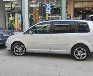 Wynajem samochodu Volkswagen Touran nr 4557 (Automatyczna) w Sarandzie, z silnikiem 2,0l. Diesel ➤ Bezpośrednio od Rudina w Albanii.