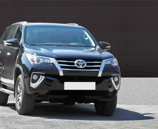 Wypożyczalnia Toyota Fortuner w Erewaniu, Armenia ✓ Nr 1177. ✓ Skrzynia Automatyczna ✓ Opinii: 0.