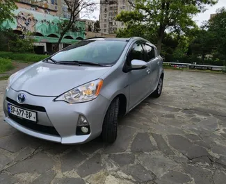 Wypożyczalnia Toyota Prius C w Tbilisi, Gruzja ✓ Nr 6484. ✓ Skrzynia Automatyczna ✓ Opinii: 1.