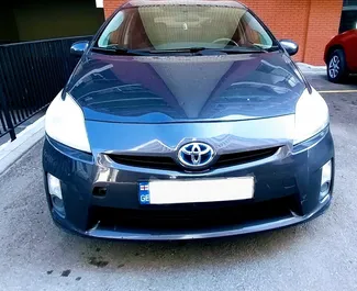 Wypożyczalnia Toyota Prius w Tbilisi, Gruzja ✓ Nr 6579. ✓ Skrzynia Automatyczna ✓ Opinii: 4.