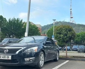 Nissan Altima 2014 do wynajęcia w Tbilisi. Limit przebiegu nieograniczony.