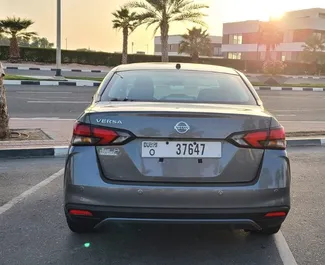 Wynajem samochodu Nissan Sunny nr 6583 (Automatyczna) w Dubaju, z silnikiem 1,6l. Benzyna ➤ Bezpośrednio od Karim w ZEA.