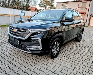 Wynajmij Chevrolet Captiva 2022 in Czechia. Paliwo: Benzyna. Moc: 144 KM ➤ Koszt od 72 EUR za dobę.