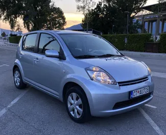 Wypożyczalnia Daihatsu Sirion w Budvie, Czarnogóra ✓ Nr 6581. ✓ Skrzynia Automatyczna ✓ Opinii: 2.