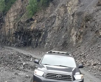 Wynajem samochodu Toyota Highlander nr 7019 (Automatyczna) w Tbilisi, z silnikiem 3,5l. Benzyna ➤ Bezpośrednio od Avtandil w Gruzji.