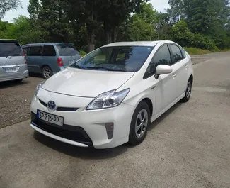 Wypożyczalnia Toyota Prius na lotnisku w Kutaisi, Gruzja ✓ Nr 6814. ✓ Skrzynia Automatyczna ✓ Opinii: 0.