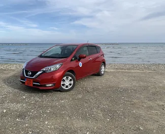 Wypożyczalnia Nissan Note w Larnace, Cypr ✓ Nr 6828. ✓ Skrzynia Automatyczna ✓ Opinii: 0.