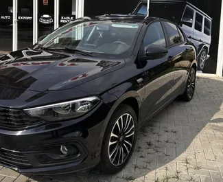 Wypożyczalnia Fiat Tipo Sedan na lotnisku w Tiranie, Albania ✓ Nr 7056. ✓ Skrzynia Automatyczna ✓ Opinii: 1.