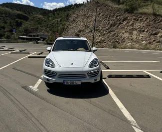 Wynajem samochodu Porsche Cayenne nr 6543 (Automatyczna) w Tbilisi, z silnikiem 3,0l. Diesel ➤ Bezpośrednio od Evgenii w Gruzji.