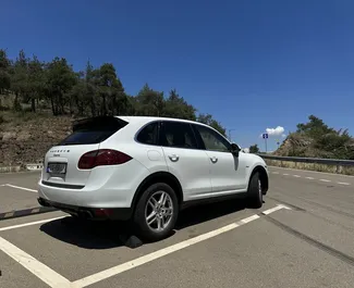 Porsche Cayenne – samochód kategorii Premium, Luksusowy, SUV na wynajem w Gruzji ✓ Depozyt 800 GEL ✓ Ubezpieczenie: OC, CDW, Od Kradzieży.