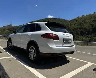 Silnik Diesel 3,0 l – Wynajmij Porsche Cayenne w Tbilisi.