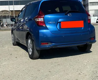 Nissan Note 2019 do wynajęcia w Larnace. Limit przebiegu nieograniczony.