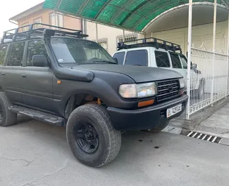 Wypożyczalnia Toyota Land Cruiser 80 w Osz, Kirgistan ✓ Nr 7075. ✓ Skrzynia Automatyczna ✓ Opinii: 0.