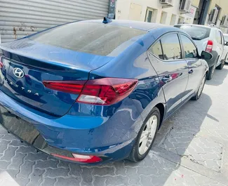 Hyundai Elantra – samochód kategorii Komfort, Premium na wynajem w ZEA ✓ Depozyt 1000 AED ✓ Ubezpieczenie: OC, SCDW.