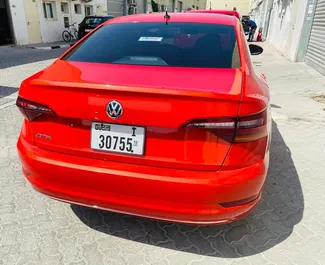 Wynajmij Volkswagen Jetta w Dubaj ZEA