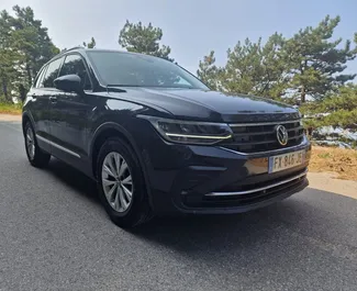 Volkswagen Tiguan – samochód kategorii Komfort, Crossover na wynajem w Czarnogórze ✓ Depozyt 350 EUR ✓ Ubezpieczenie: OC, CDW, SCDW, Zagranica.