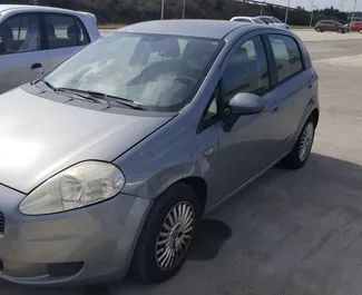 Wypożyczalnia Fiat Punto w Durres, Albania ✓ Nr 7296. ✓ Skrzynia Manualna ✓ Opinii: 0.