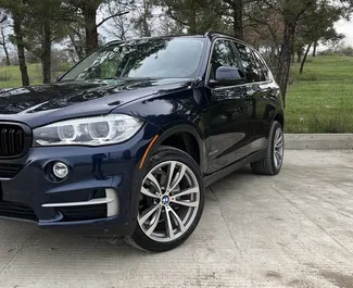 Wynajmij BMW X5 2014 w Gruzji. Paliwo: Benzyna. Moc: 306 KM ➤ Koszt od 273 GEL za dobę.