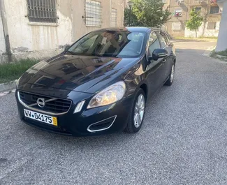 Wypożyczalnia Volvo V60 w Durres, Albania ✓ Nr 7290. ✓ Skrzynia Manualna ✓ Opinii: 1.