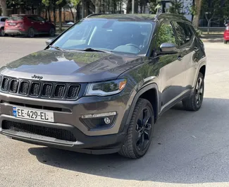 Wypożyczalnia Jeep Compass w Tbilisi, Gruzja ✓ Nr 7181. ✓ Skrzynia Automatyczna ✓ Opinii: 1.