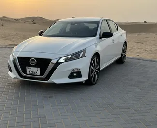 Wypożyczalnia Nissan Altima w Dubaju, ZEA ✓ Nr 7482. ✓ Skrzynia Automatyczna ✓ Opinii: 1.