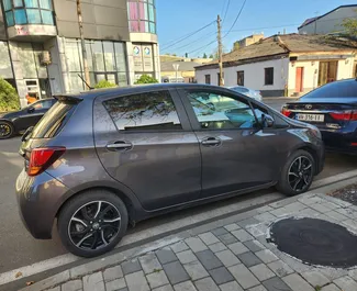 Wynajem samochodu Toyota Yaris nr 7813 (Automatyczna) w Kutaisi, z silnikiem 1,5l. Benzyna ➤ Bezpośrednio od Ashkan w Gruzji.