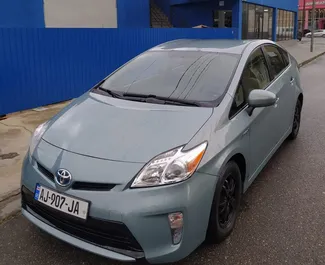 Wypożyczalnia Toyota Prius na lotnisku w Kutaisi, Gruzja ✓ Nr 7705. ✓ Skrzynia Automatyczna ✓ Opinii: 0.