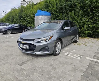 Wynajmij Chevrolet Cruze 2018 w Gruzji. Paliwo: Benzyna. Moc: 140 KM ➤ Koszt od 156 GEL za dobę.